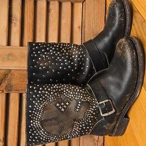 FRYE Jenna Skull Stud Short Black Leather Boots
